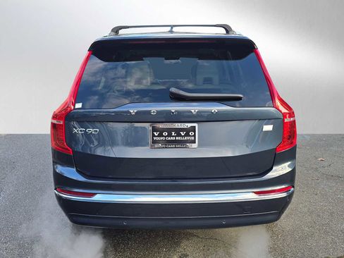Certified 2024 Volvo XC90 T8 Plus image 4
