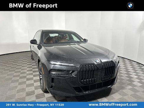 New 2026 BMW 760i xDrive w/ Executive Package image 1