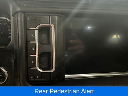 Used 2021 GMC Yukon XL Denali image 33