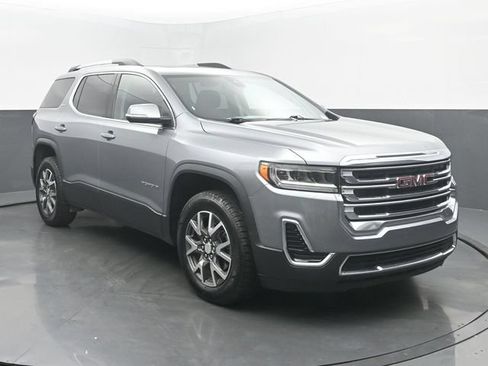Used 2023 GMC Acadia SLE w/ Driver Convenience Package FWD image 8