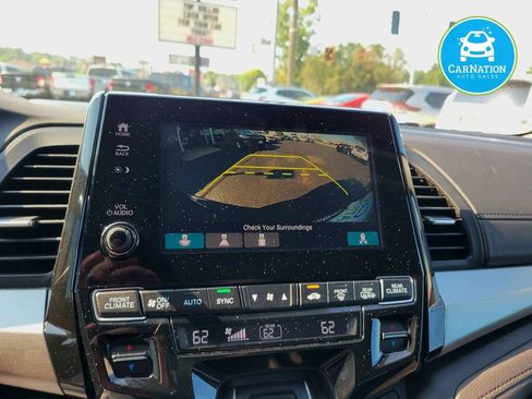 Used 2018 Honda Odyssey Touring image 24