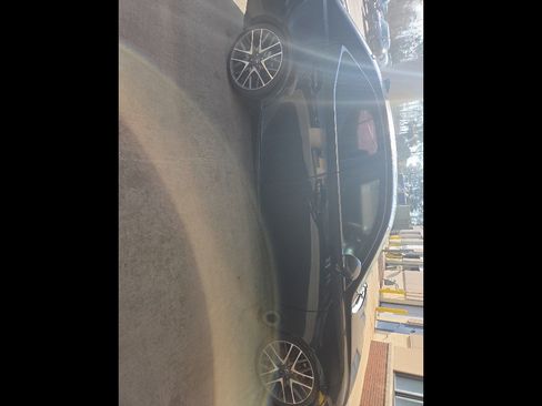 Used 2016 Lexus IS 200t image 10