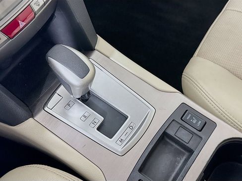 Used 2012 Subaru Outback 2.5i Limited image 19