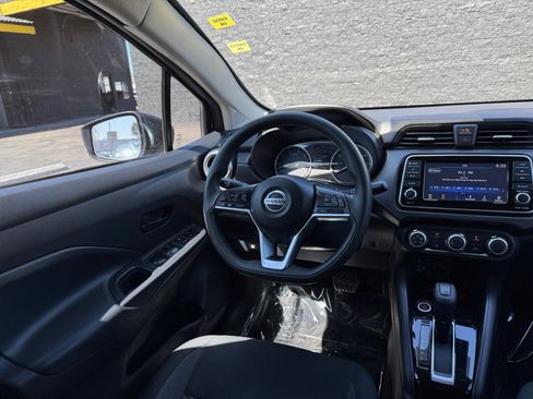 Used 2020 Nissan Versa S FWD image 16