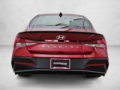 New 2026 Hyundai Elantra SEL Sport Premium image 8