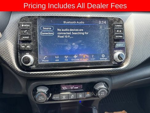 Used 2022 Nissan Kicks SV FWD image 9