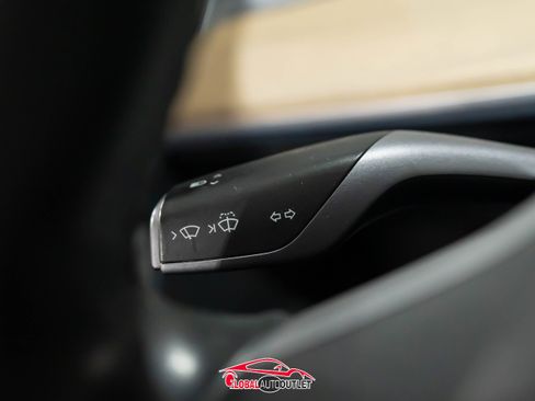 Used 2019 Tesla Model 3 Standard Range Plus image 27