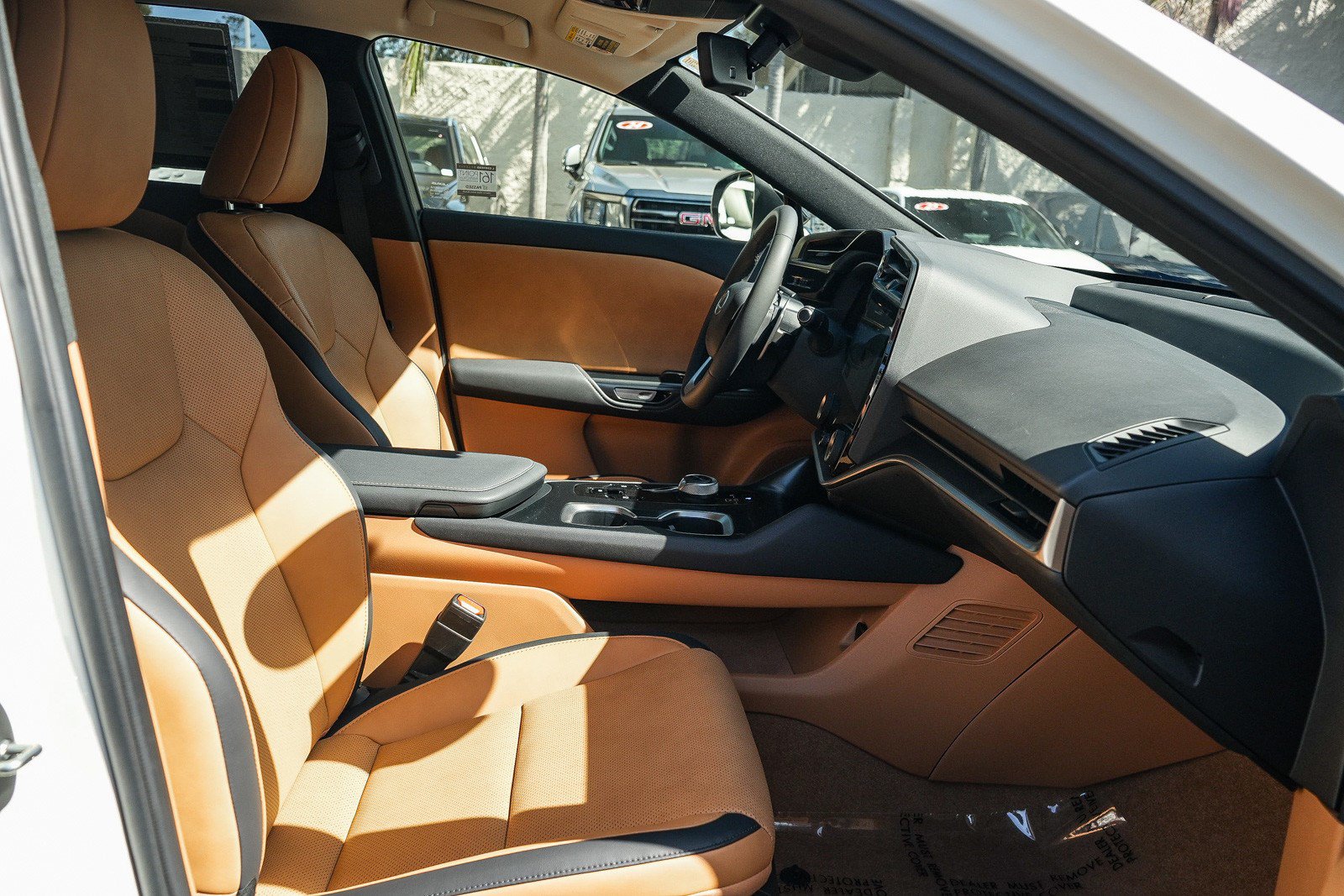 Certified 2025 Lexus RZ 450e AWD/4WD image 15