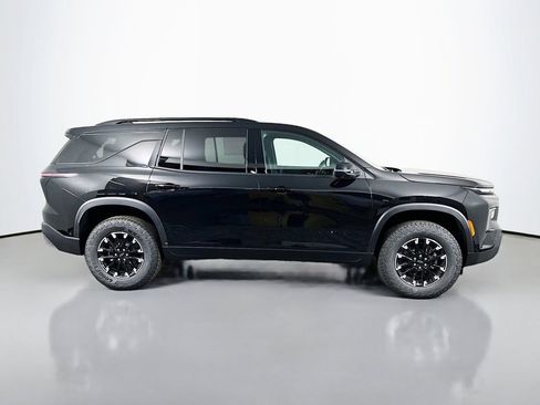 New 2026 Chevrolet Traverse Z71 w/ Enhanced Driving Package AWD/4WD image 4