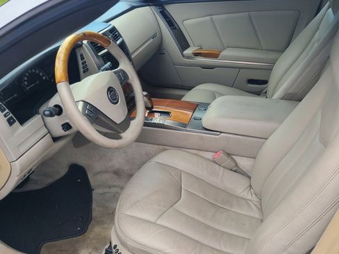 Used 2006 Cadillac XLR image 7