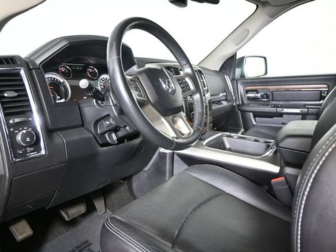 Used 2016 RAM 1500 Laramie w/ Convenience Group AWD/4WD image 23