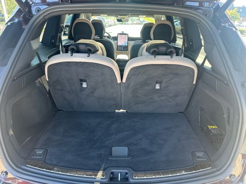 Used 2025 Volvo EX90 Ultra AWD/4WD image 42