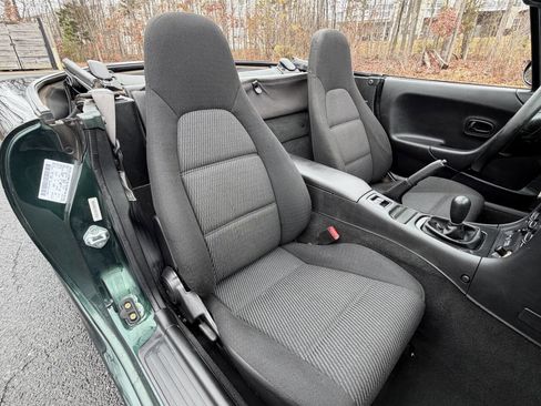 Used 1999 MAZDA MX-5 Miata 10th Anniversary Edition image 23