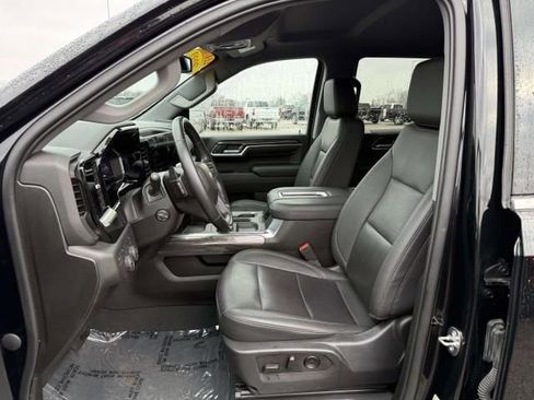 Used 2022 Chevrolet Silverado 1500 LTZ AWD/4WD image 11