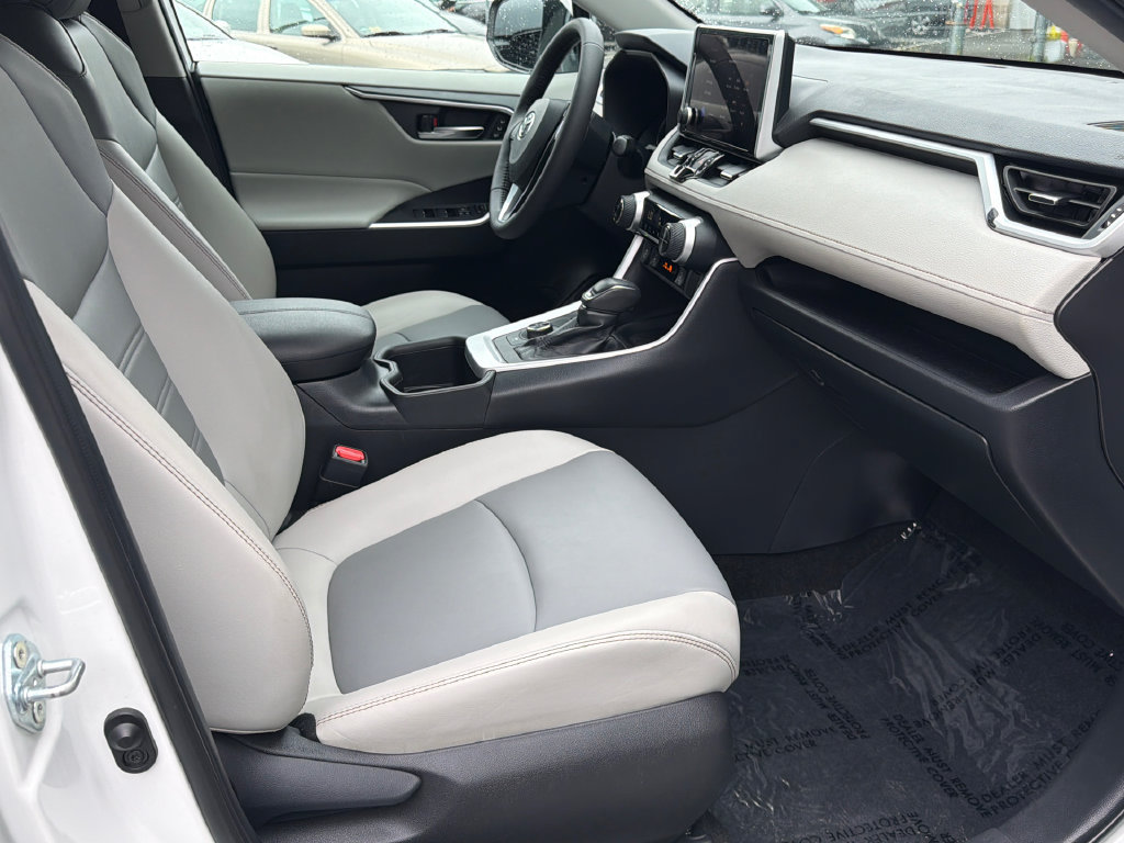 Used 2024 Toyota RAV4 XLE Premium w/ Weather Package AWD/4WD image 11