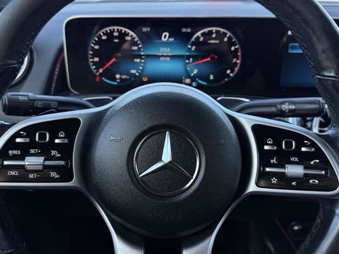 Used 2020 Mercedes-Benz GLB 250 4MATIC image 34