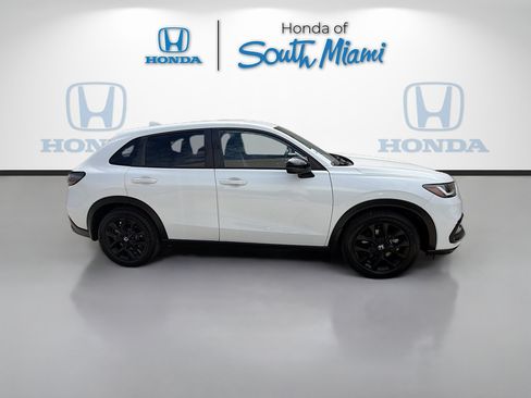 Certified 2023 Honda HR-V Sport image 8