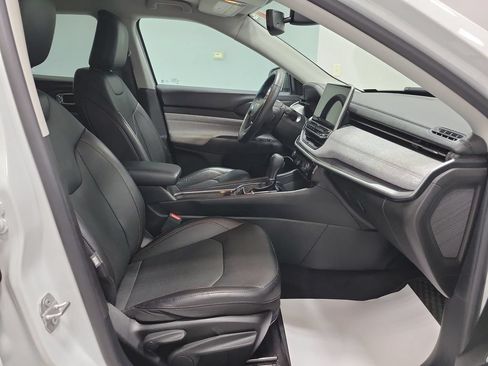 Used 2022 Jeep Compass Latitude AWD/4WD image 20