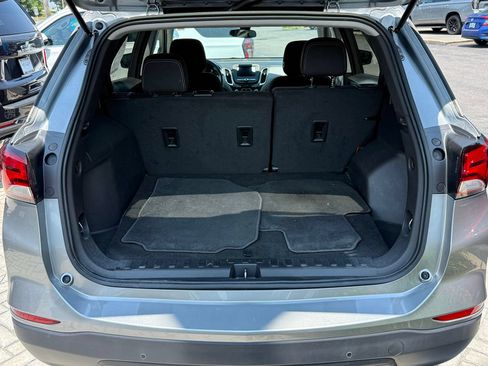 Certified 2023 Chevrolet Equinox LS w/ LS Convenience Package AWD/4WD image 9