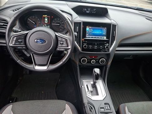 Used 2022 Subaru Crosstrek 2.0i Premium image 11
