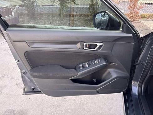 Used 2023 Honda Civic Sport image 19