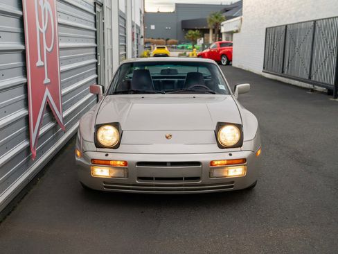 Used 1986 Porsche 944 Turbo image 46