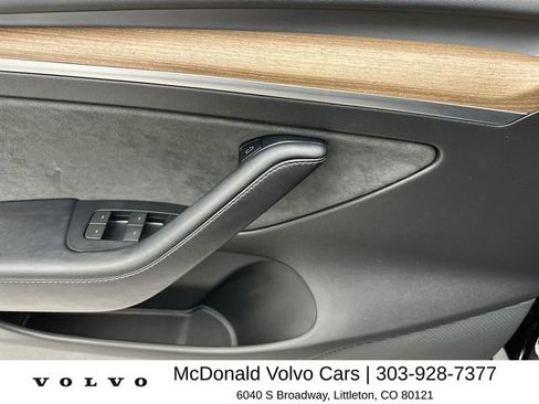 Used 2022 Tesla Model 3 Long Range AWD/4WD image 13