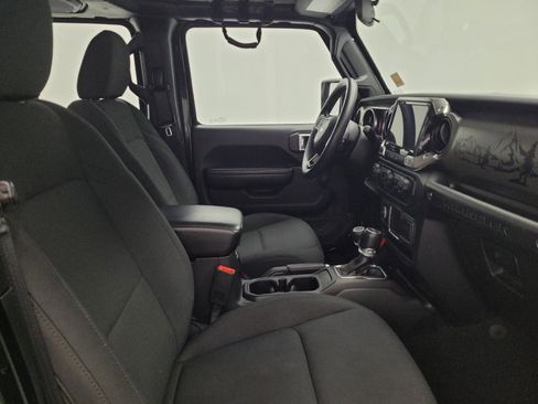 Used 2018 Jeep Wrangler Unlimited Sport AWD/4WD image 21