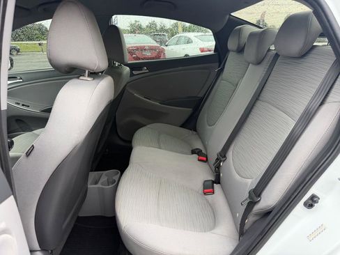 Used 2016 Hyundai Accent SE w/ Option Group 02 FWD image 16