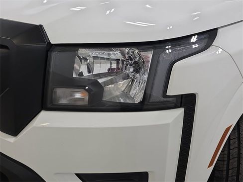 Used 2023 Nissan Frontier S w/ Technology Package image 28