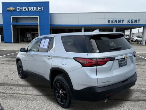 Used 2022 Chevrolet Traverse LS FWD image 33