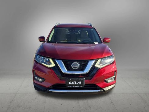Used 2019 Nissan Rogue SV image 9