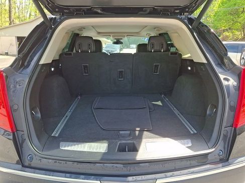 Used 2017 Cadillac XT5 Luxury w/ Driver Awareness Package image 32