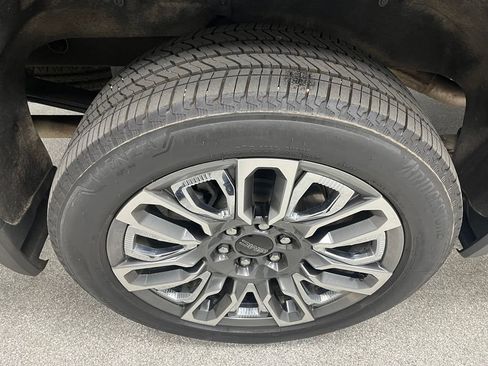 Used 2026 GMC Sierra 1500 Denali Ultimate AWD/4WD image 17