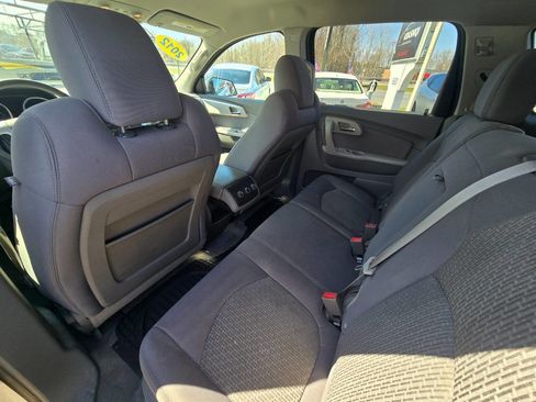 Used 2012 Chevrolet Traverse LS FWD image 20