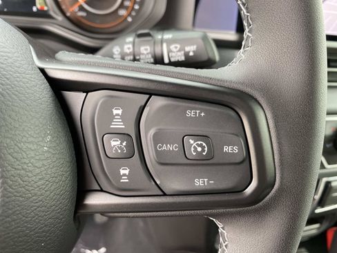 New 2026 Jeep Wrangler Unlimited Rubicon AWD/4WD image 13