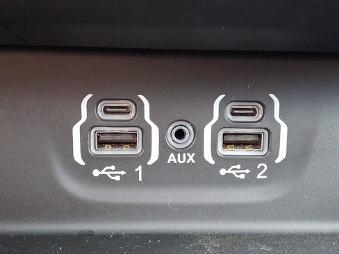 Used 2023 RAM 1500 Big Horn AWD/4WD image 24