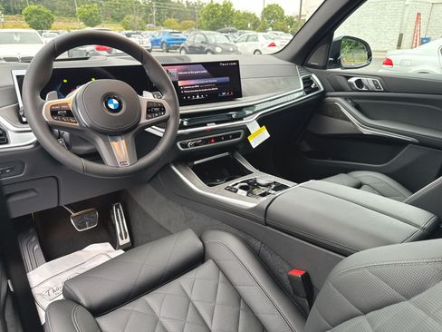New 2026 BMW X5 xDrive40i w/ M Sport Package AWD/4WD image 11