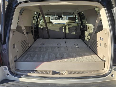 Used 2016 Chevrolet Tahoe LT w/ Luxury Package image 11