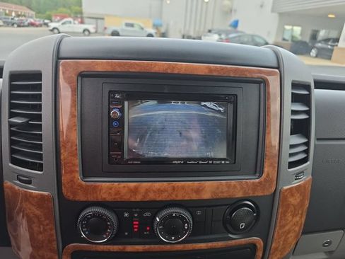 Used 2016 Mercedes-Benz Sprinter 3500 image 20