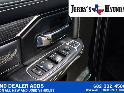 Used 2024 RAM 3500 Limited AWD/4WD image 18