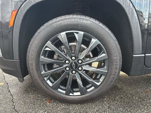 Certified 2024 Chevrolet Traverse RS image 10