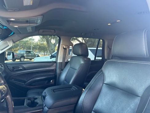 Used 2018 Chevrolet Tahoe LS w/ All-Season Package image 23
