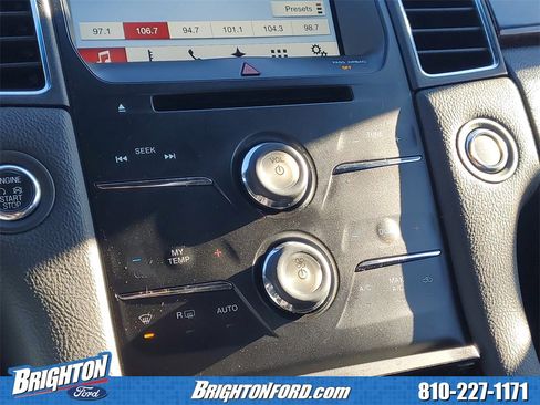 Used 2016 Ford Taurus Limited image 22