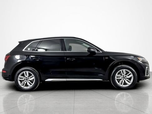 Used 2023 Audi Q5 2.0T Premium w/ Convenience Package image 6