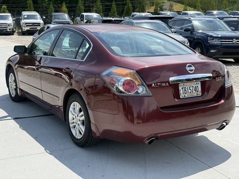 Used 2010 Nissan Altima 2.5 S w/ Convenience Pkg FWD image 7
