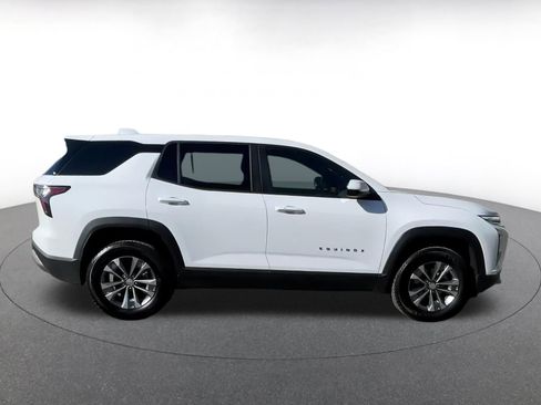 Used 2025 Chevrolet Equinox LT image 16