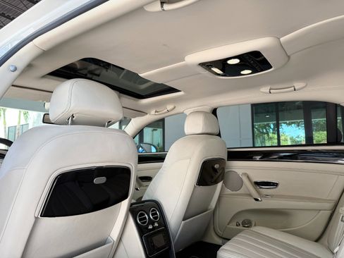 Used 2014 Bentley Flying Spur W12 AWD/4WD image 30