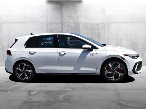 New 2026 Volkswagen GTI SE FWD image 5