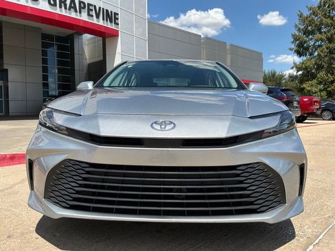 Used 2025 Toyota Camry LE w/ Convenience Package AWD/4WD image 3